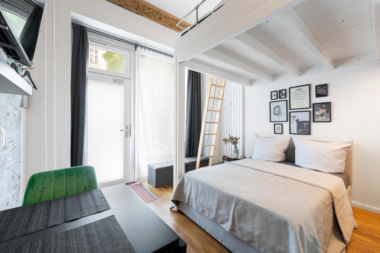 The Koburger Vh, Studio For Up To 4 With High Bed Berlin Exterior foto